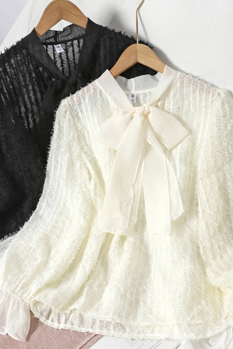 

Autumn And Winter New Bow Neck Show Thin Korean Shirt Fashion Tassel Solid Color Top Women