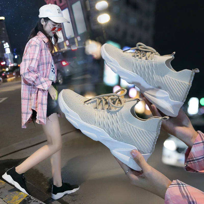 

Модные женские легкие кроссовки, уличные спортивные дышащие сетчатые удобные кроссовки для бега, на воздушной подушке, со шнуровкой
