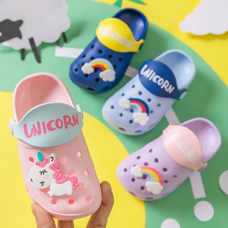 

Children's slippers summer 1-3 years old 2 cute girls hole shoes non-slip baby sandals and slippers boys baby beach shoes