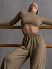 Женский костюм для йоги, повседневный комплект из 2 предметов, весна-осень, сексуальный женский костюм, однотонная одежда с длинным рукавом, повседневная одежда, 2021