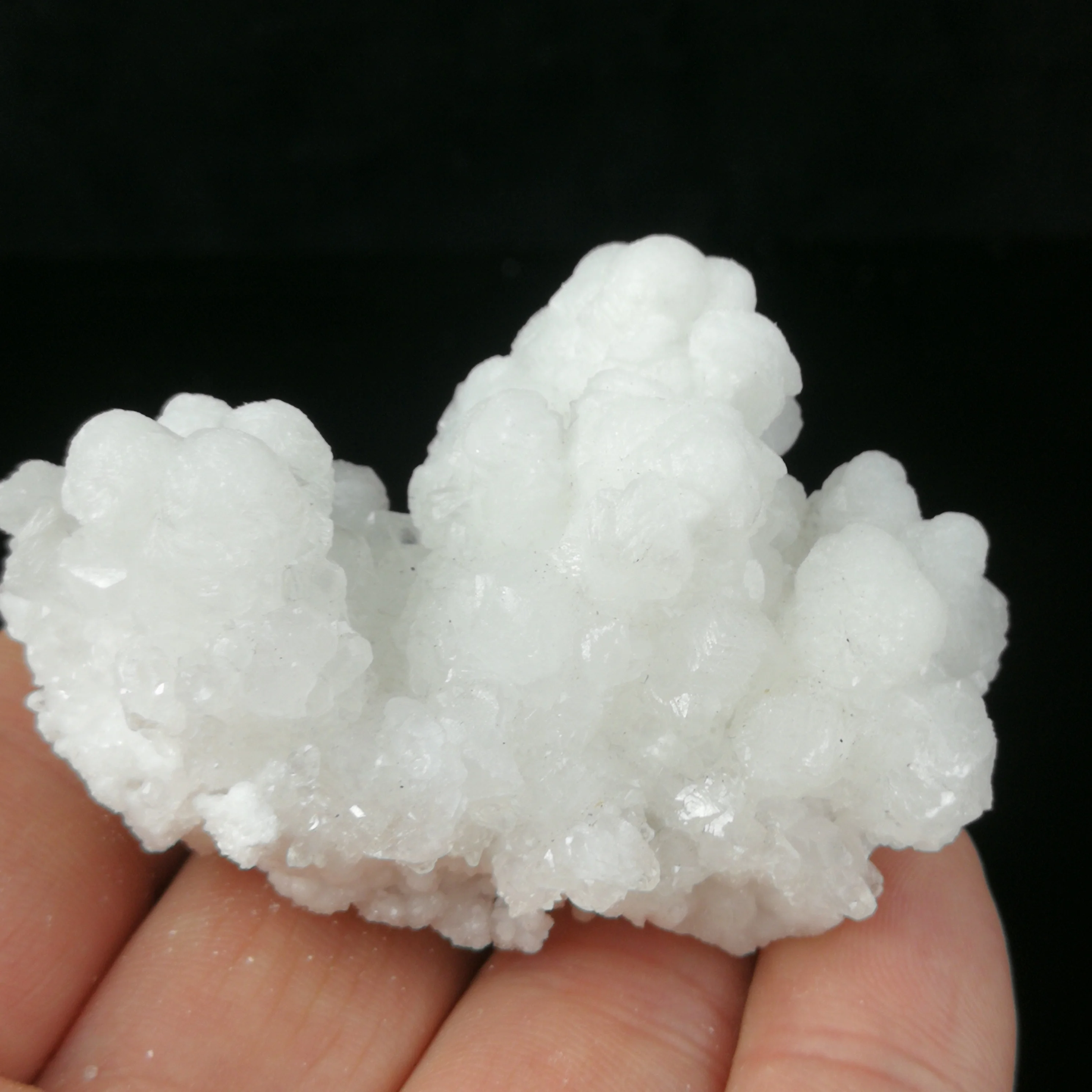 

75.0gNatural hydrozincite, mineral specimen, household ornament