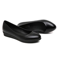 the new korean work shoes black dress shoes all match occupation round hotel work shoes