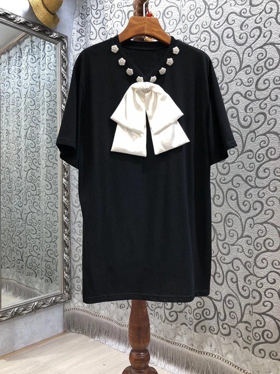 

2021 summer new style women's fashion V-neck button decoration neckline butterfly stitching short-sleeved top 305