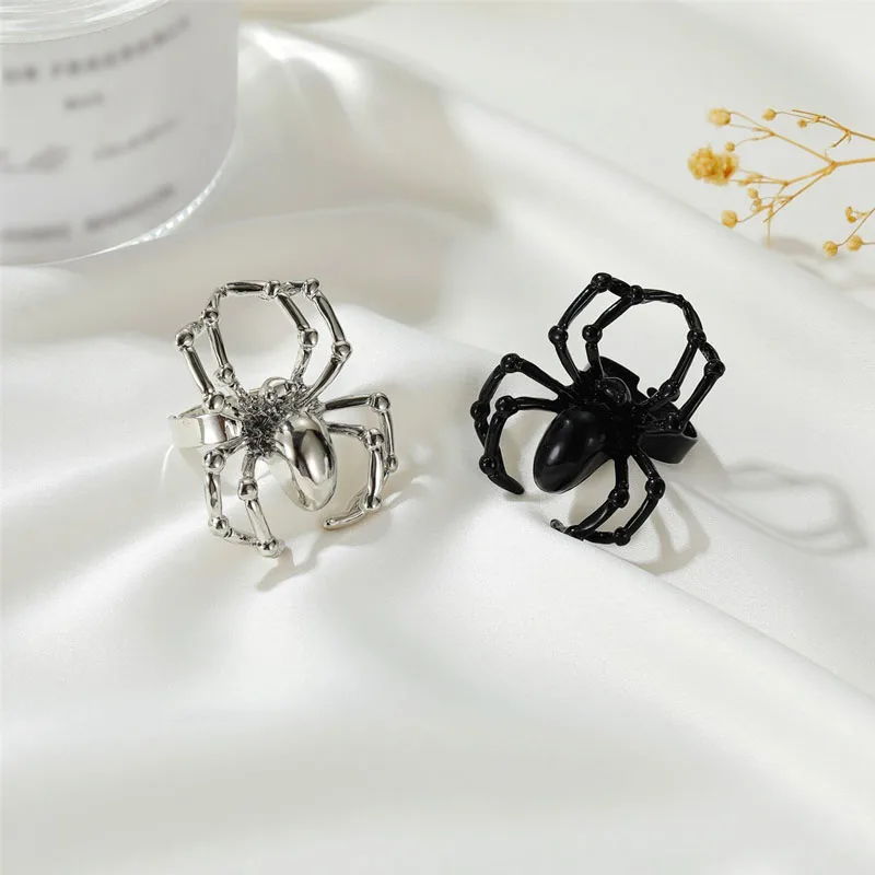 

2021 Creativity Simulation Animal Spider Ring For Women Men Finger Adjustable Ring Punk Style Halloween Spoof Toy Accessories