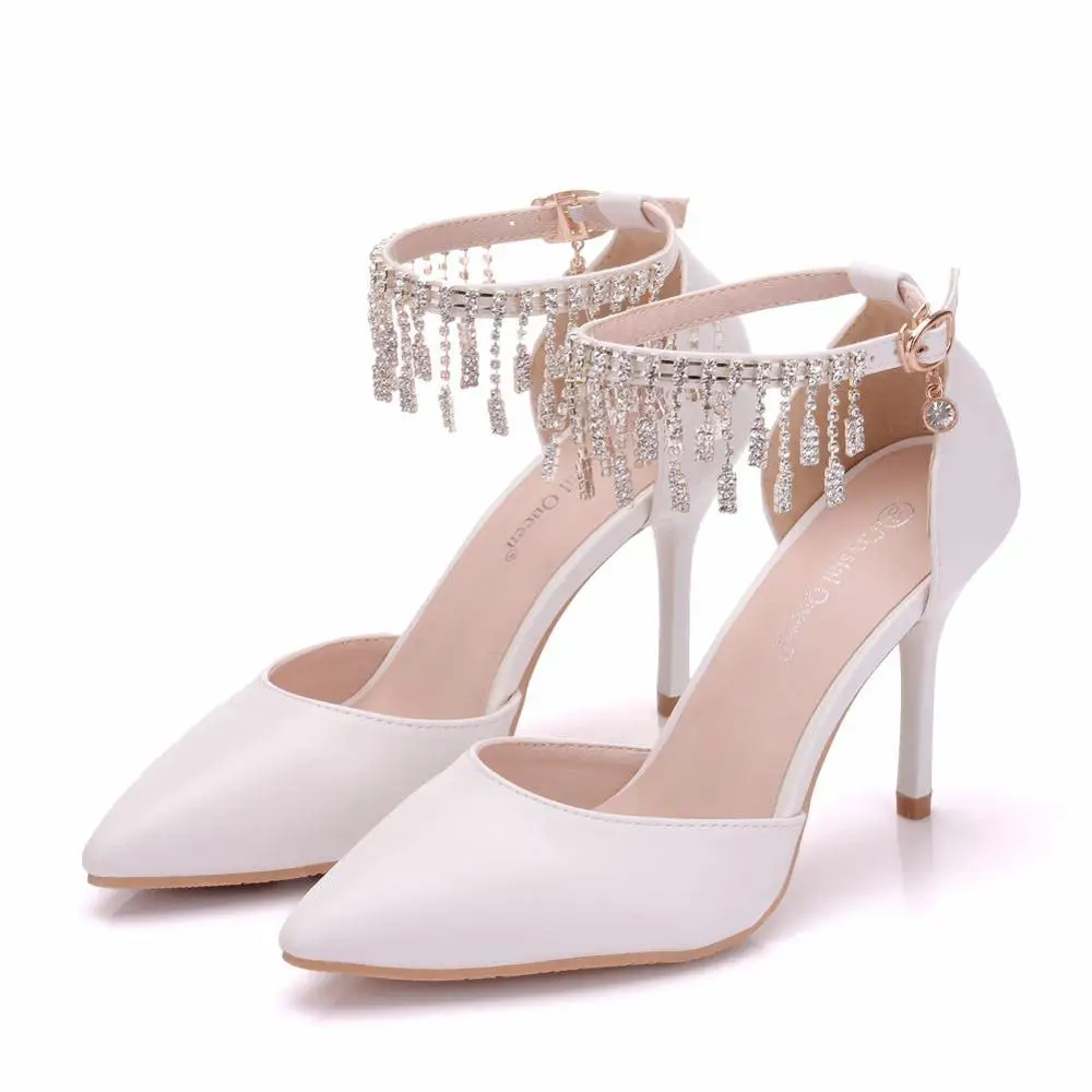 Женские свадебные туфли на высоком каблуке белые лодочки с кисточками и