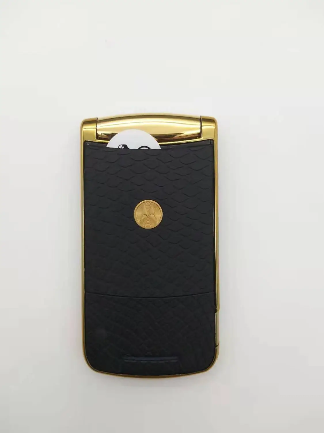 Motorola V8 отремонтированы оригинальный разблокирована мобильный телефон 2MP сотовый