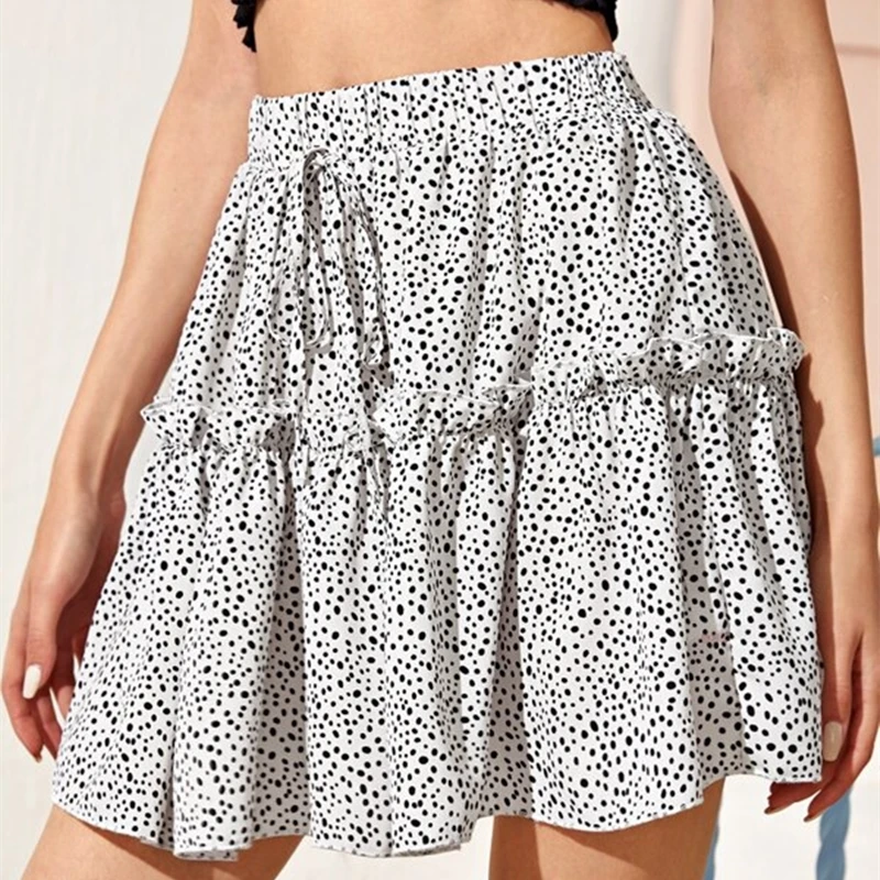 

2020 Women's Polka Dot Skirt, High Waist Drawstring Elastic Band, Layered Pleated Skirt, Sexy And Versatile, Black And White