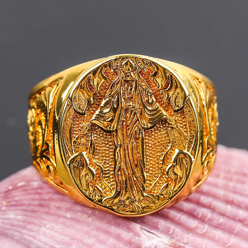 Мужское кольцо ручной работы в стиле панк золотистое с изображением короны и