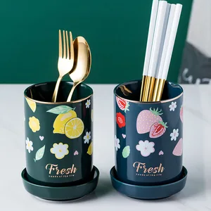Светильник Роскошные Nordic Керамика палочки дозирующая детская ложка для хранения держатель творческий с принтом клубники; Столовые приборы стойки Слива ящик для хранения Кухня Органайзер