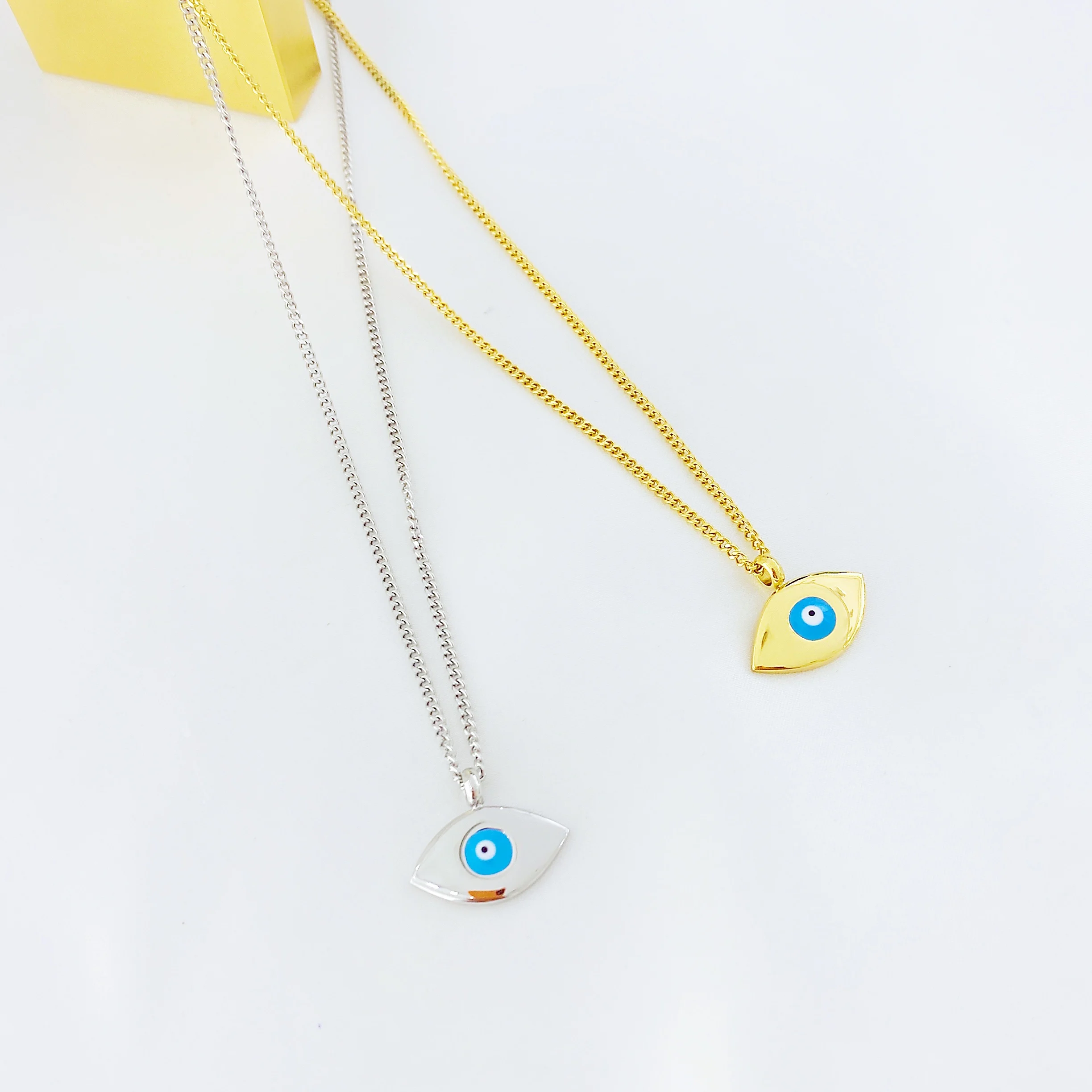 

Fashion Minimal Colorful Rhinestone Filled Dripping Evil Eye Pendant Necklaces For Women's Gold Stainless Steel Necklace.