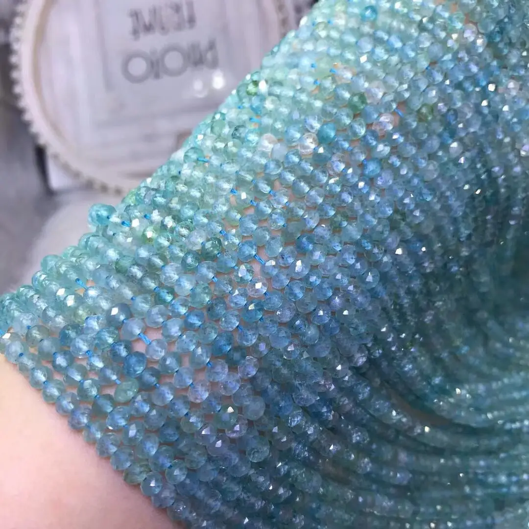 Бусины россыпью круглой формы граненые зеленые/синие Апатит 3*5 мм для