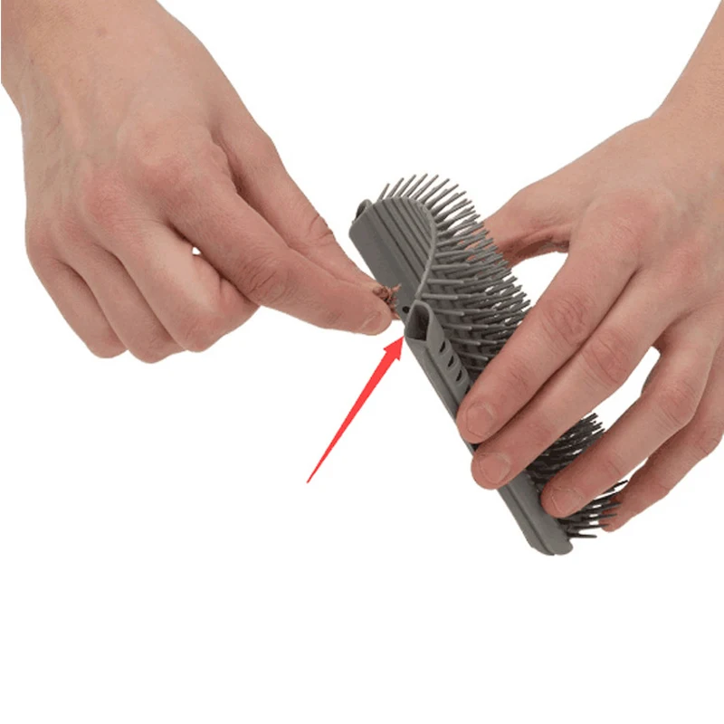 Инструмент для самостоятельного ухода за шерстью домашних животных кошек