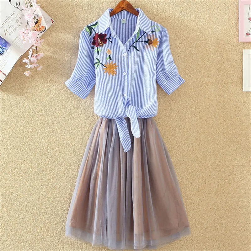 

2021 New Spring Summer Women Sets High Quality Flowers Embroidery Striped Short Shirt And Strap Dress Two Piece Set