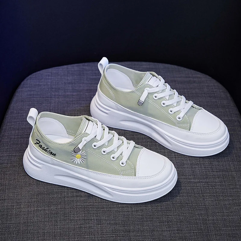 

Student Canvas Shoes Woman Flats 2020 Autumn New Platform Casual Shoes Flower Breathable Chunky Sneakers Women Shoes Plus Size