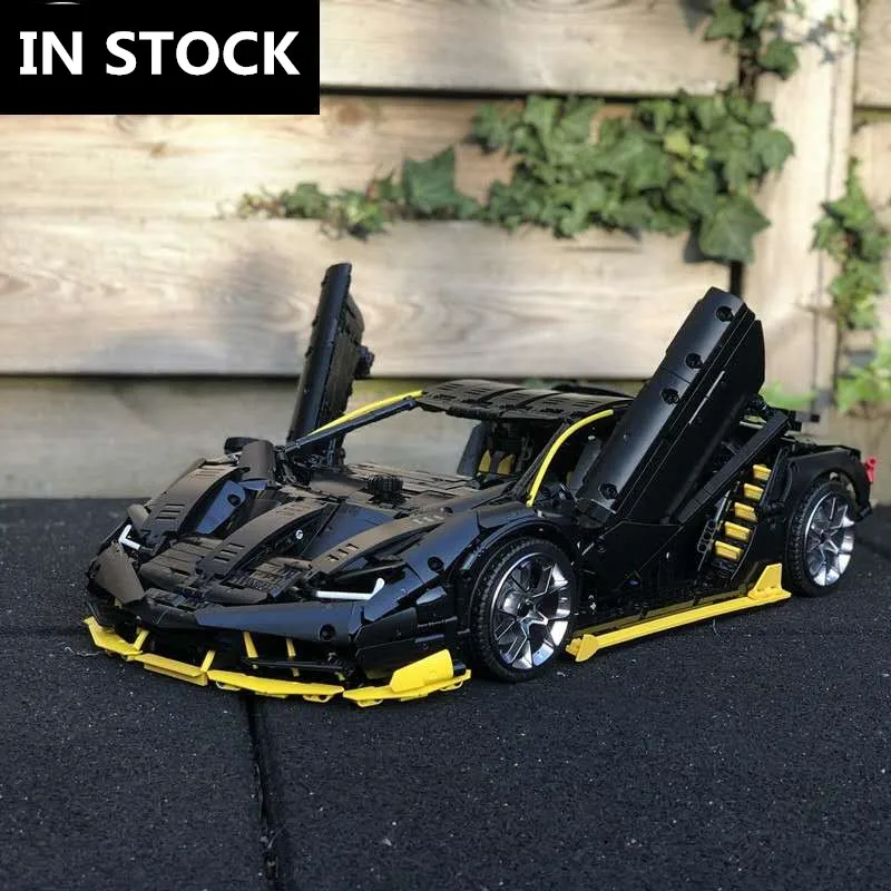 В оригинальной коробке Lamborghining 100 года Centenario hypercar Corvetted Centennial Cow Super Racing Car Model