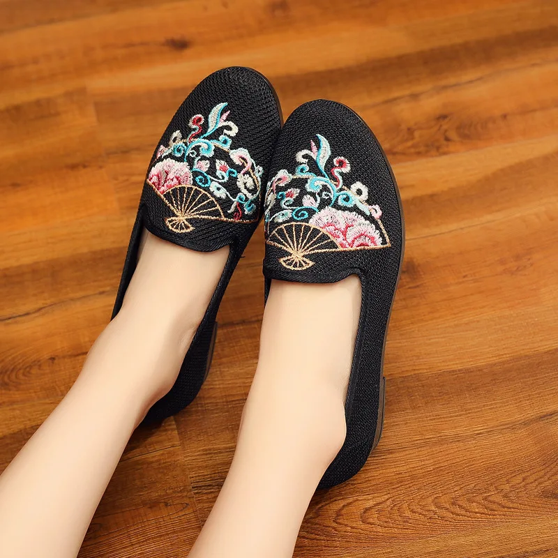 Модная женская обувь Классическая Тканевая Новинка 2020 года Обувь для мам в