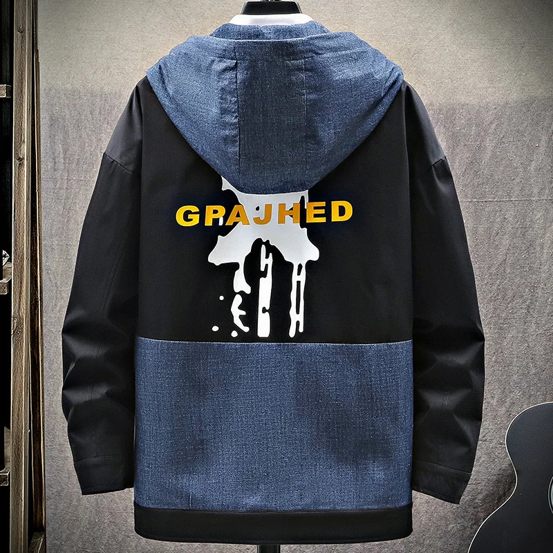 

Coats & Jackets