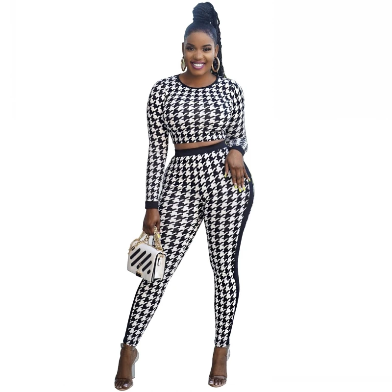 

Женский спортивный костюм для фитнеса, комплект из двух предметов, укороченный Топ с длинным рукавом и леггинсы, облегающий спортивный кост...