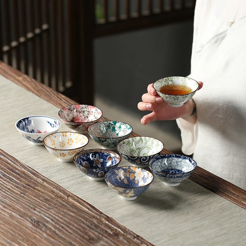 Многоцветная чайная чашка из белого и голубого фарфора большая керамики кунг фу - Фото №1
