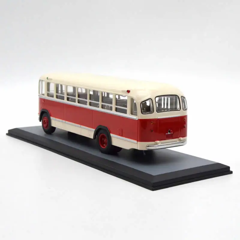 Модель старого автобуса из сплава под давлением в масштабе 1:43 русский