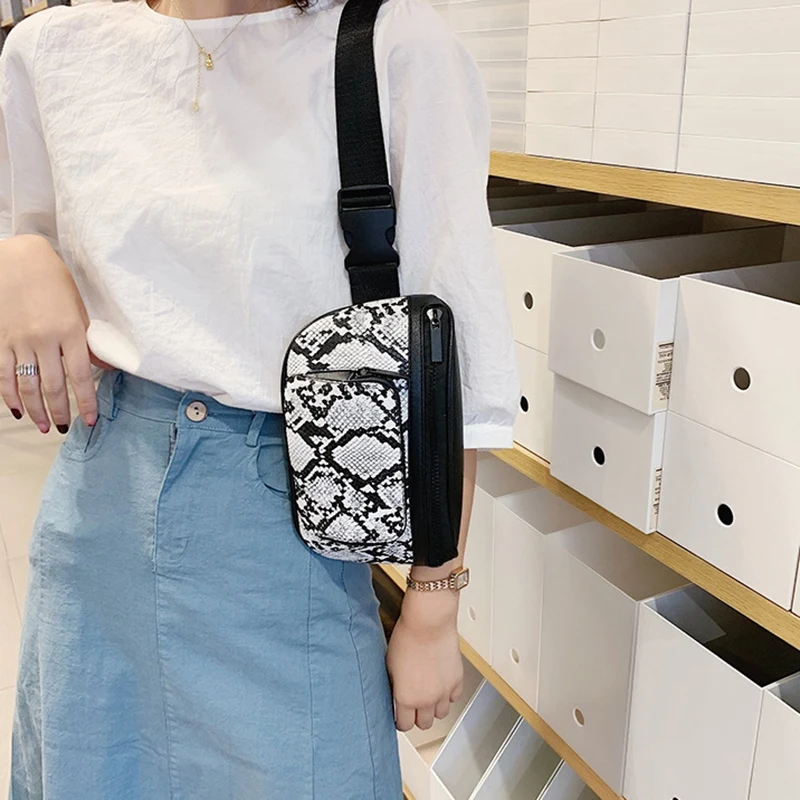 Змеиная модная женская поясная сумка короткая нагрудная на молнии для женщин