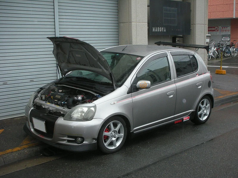 Для Toyota Vitz XP10 / Yaris Echo 1999-2005 передняя крышка капота модифицирующие газовые стойки