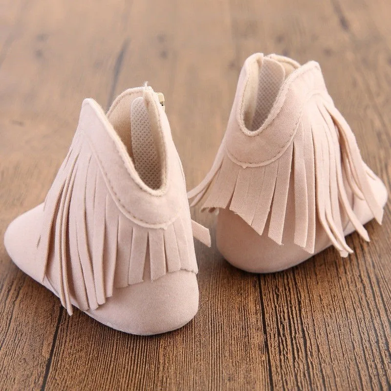 Moccs/мокасины для новорожденных девочек и мальчиков; однотонная обувь с бахромой; мягкая детская нескользящая обувь на нескользящей подошве; 0-18 месяцев