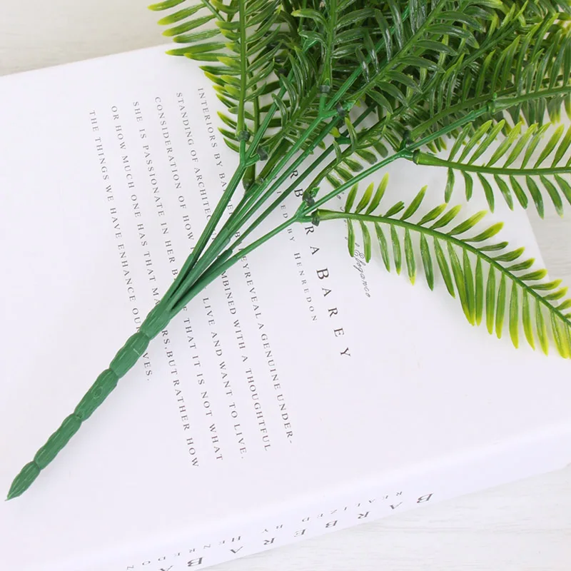 

Fern Grass Plant Wall Hanging Plants Artificial Fern Persian Leaves Flower 7 Stems Simulation Plastic Home Accessories Green