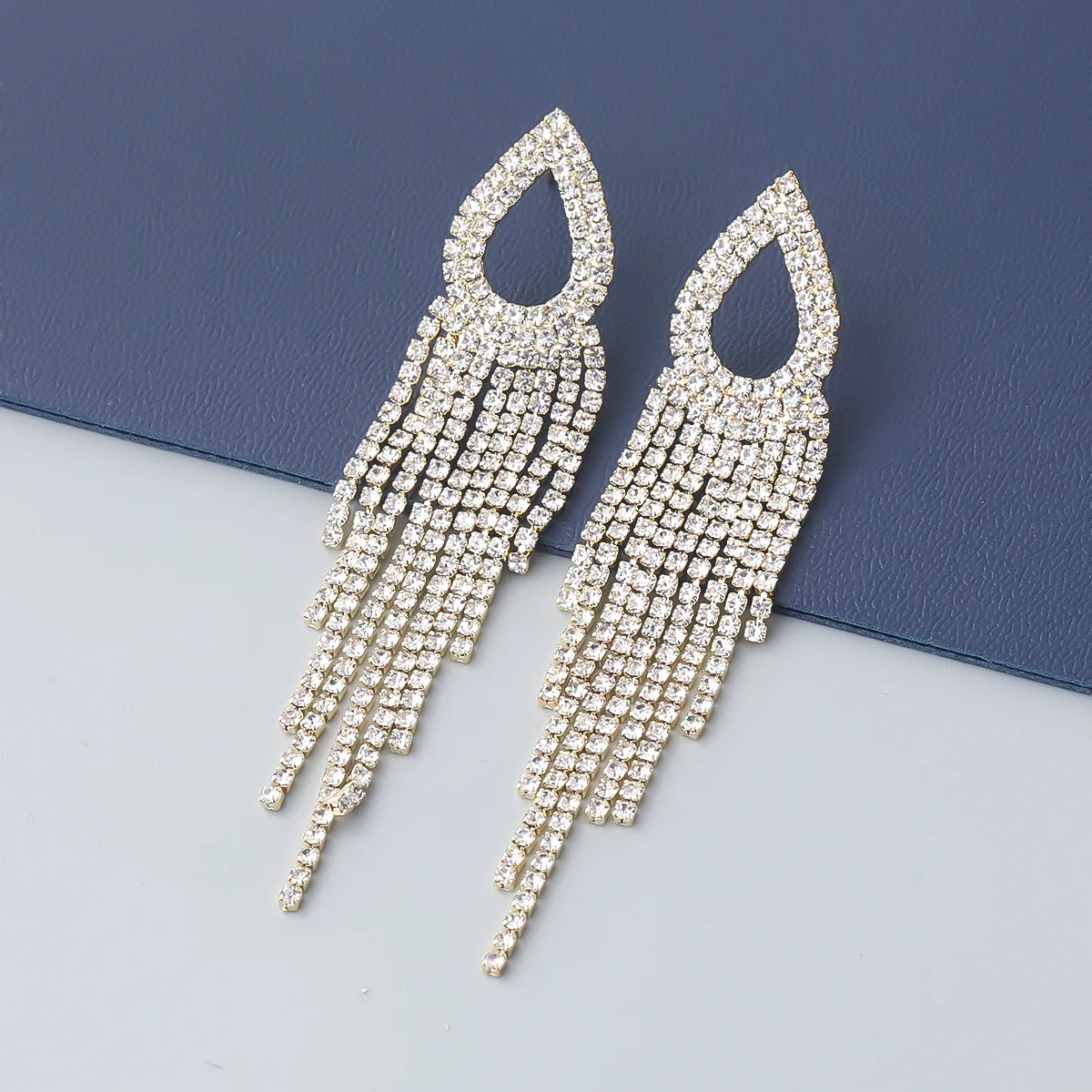 

Fashion Metal Water Drop Rhinestone Tassel Earrings Women's Creative Popular Dangle Earrings Party Accessories