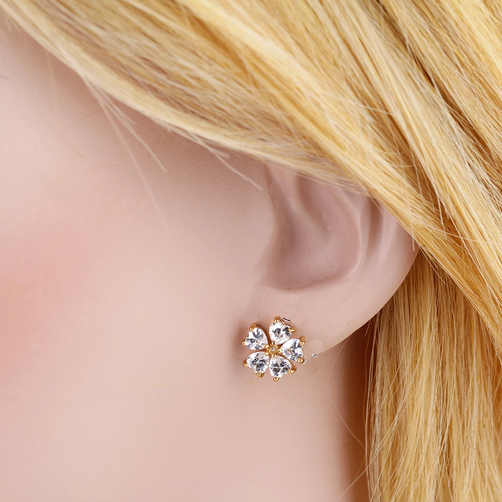 

Love & Annie Snowflake Flower Stud Earrings Cute Earrings for Women Heart CZ Gold Color Small Earrings Christmas Gift