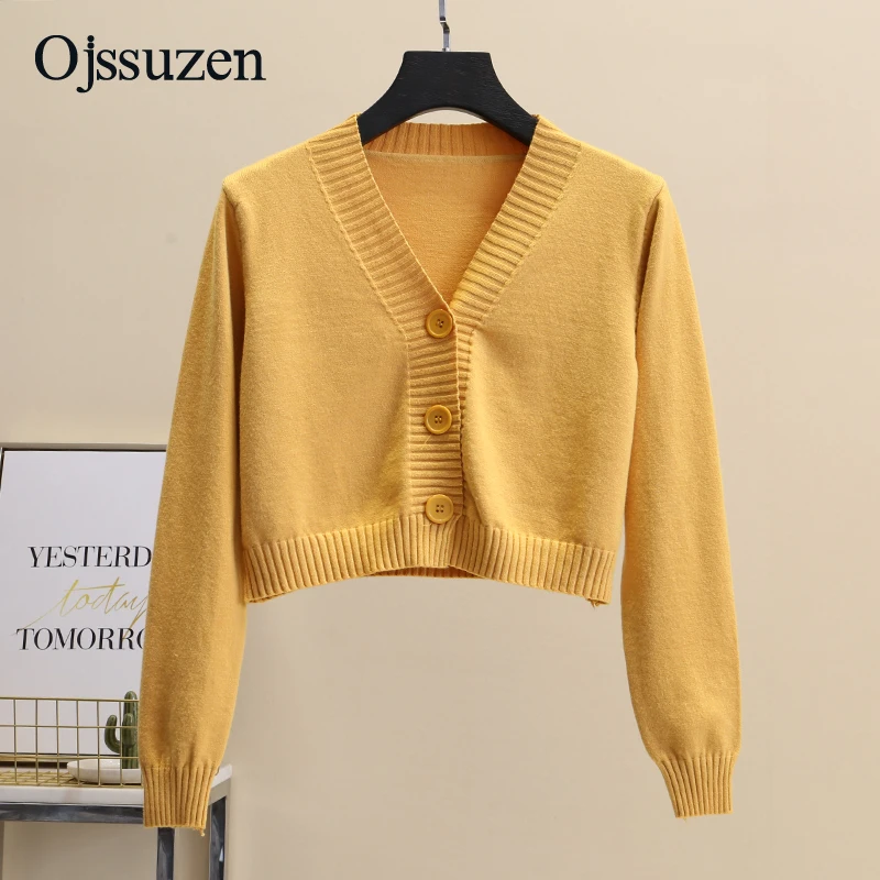 Женский короткий кардиган с пуговицами черно белый свитер v образным вырезом и