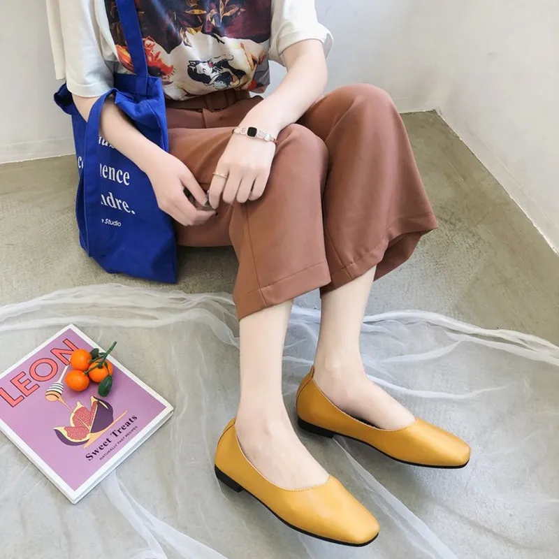 

Spring New Women Flats Square Headgear Soft-soled Loafers Fashionable Shallow Mouth Wear-resistant Lightweight Breathable Flats