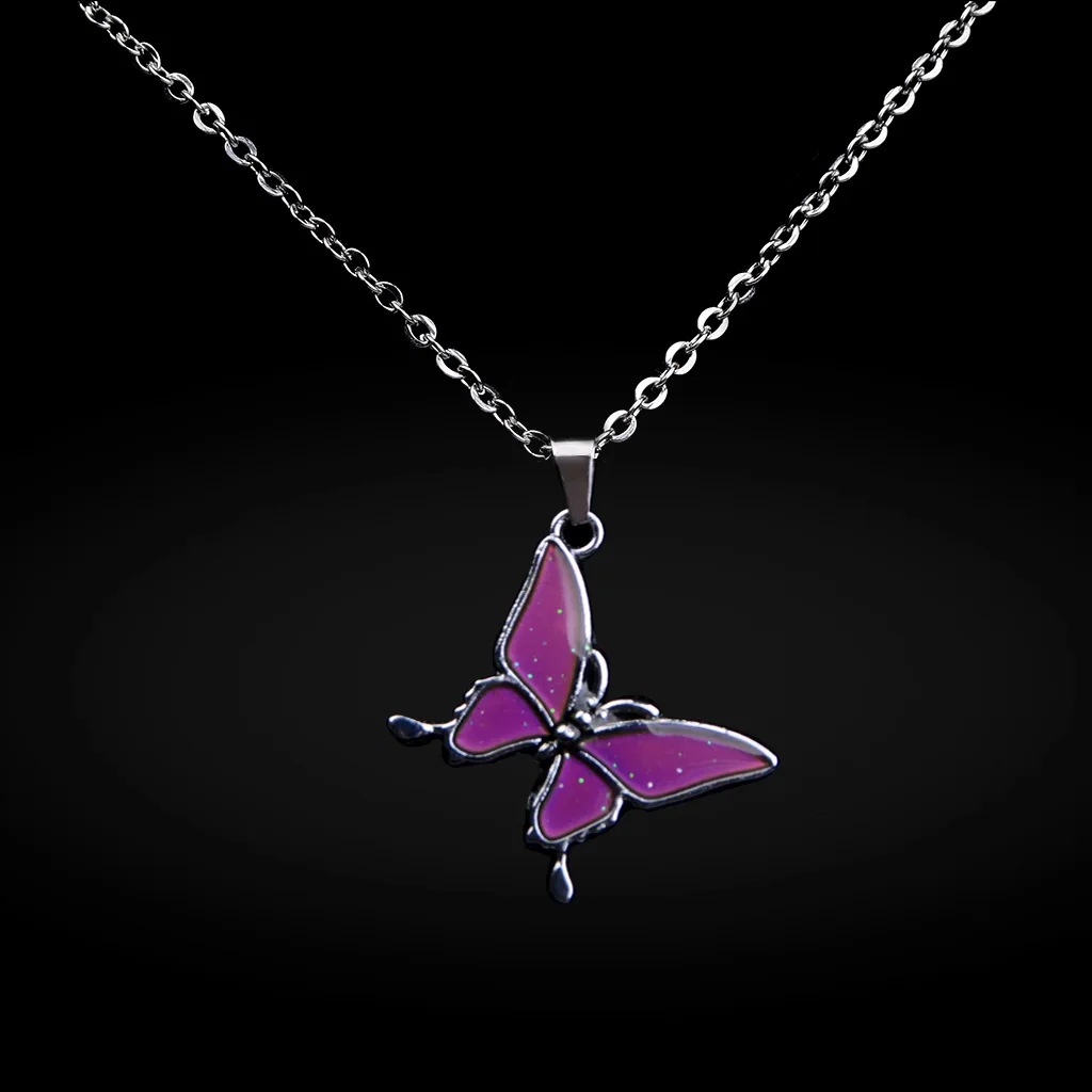

2021 Trendy Fashion Female Charm Butterfly Thermochromic Necklace O-shaped Stainless Steel Necklace Couple Necklace