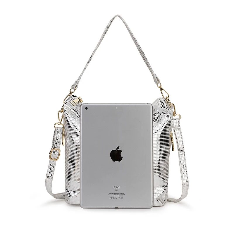 Черная женская кожаная сумка хобо мессенджер для женщин Золотая через плечо 2021