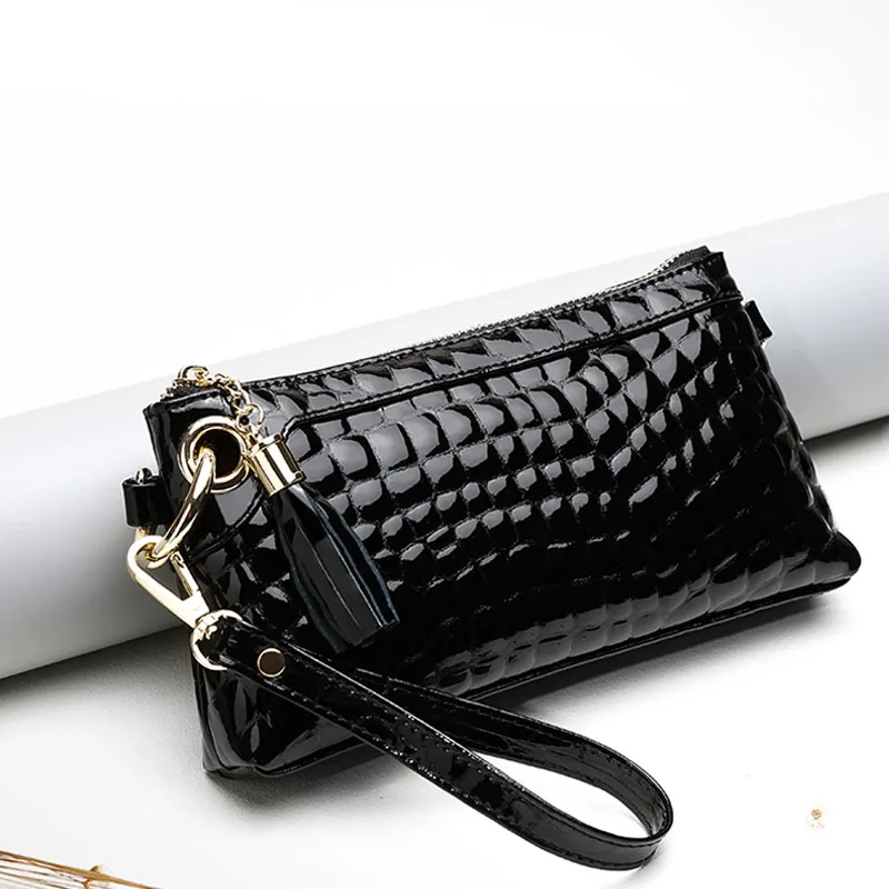 

Genuine leather clutch women 2020 new fashion temperament mini clutch bag ladies dinner texture one-shoulder messenger bag