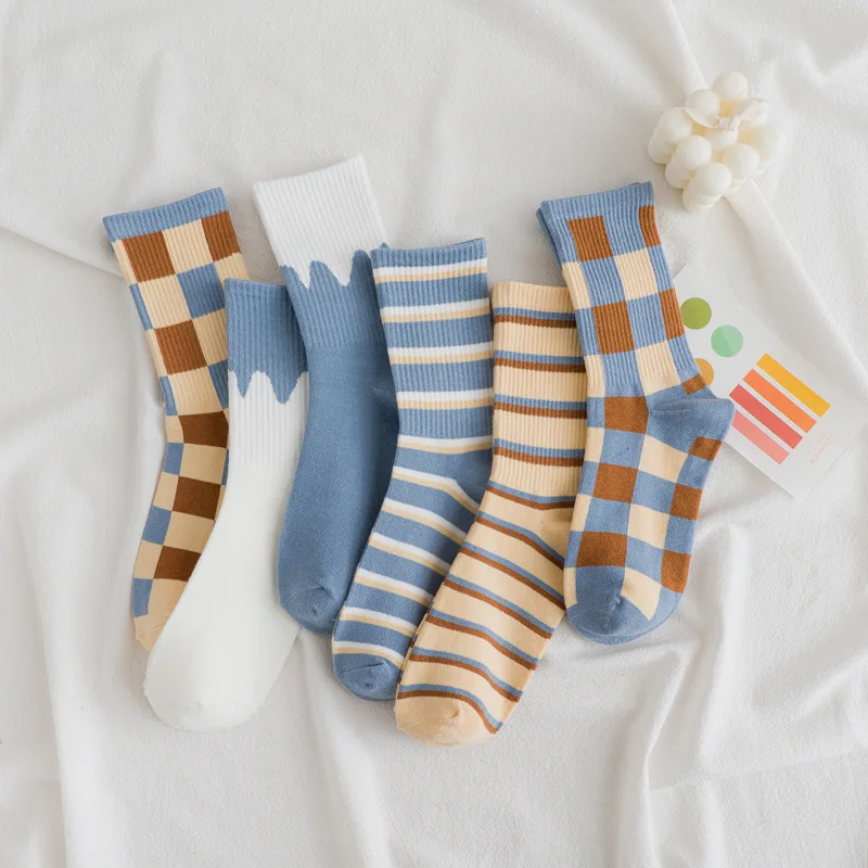

6pairs Blue Plaid Cotton Socks Women Ins Tide Retro Street British Tube Socks Autumn Ladies Cotton Tide Socks Wholesale