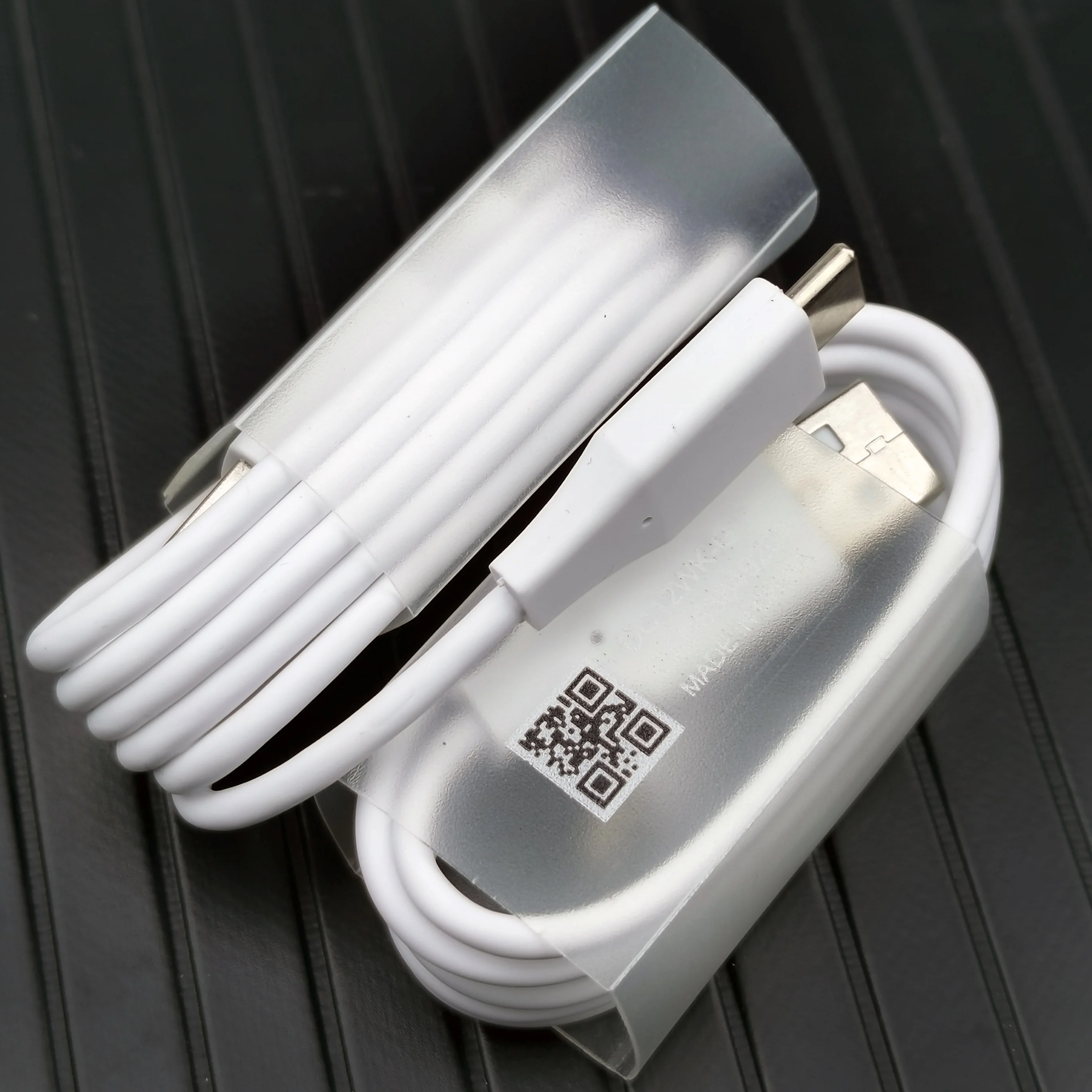 Оригинальный зарядный кабель для LG V30 V20 G5 USB 100 type C быстрая зарядка 2 А белый см