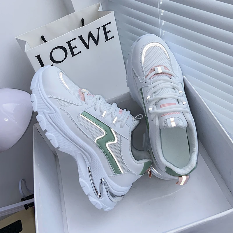 

2021 autumn new breathable Korean version small white shoes women's muffin shoes breathable student ins casual board shoes