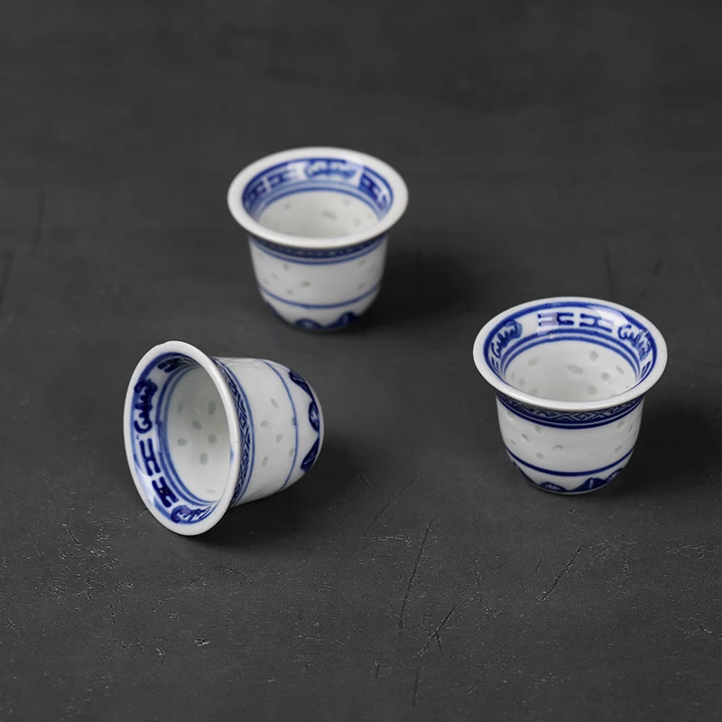 2 шт./лот фарфоровые чайные чашки с синим и белым драконом керамические