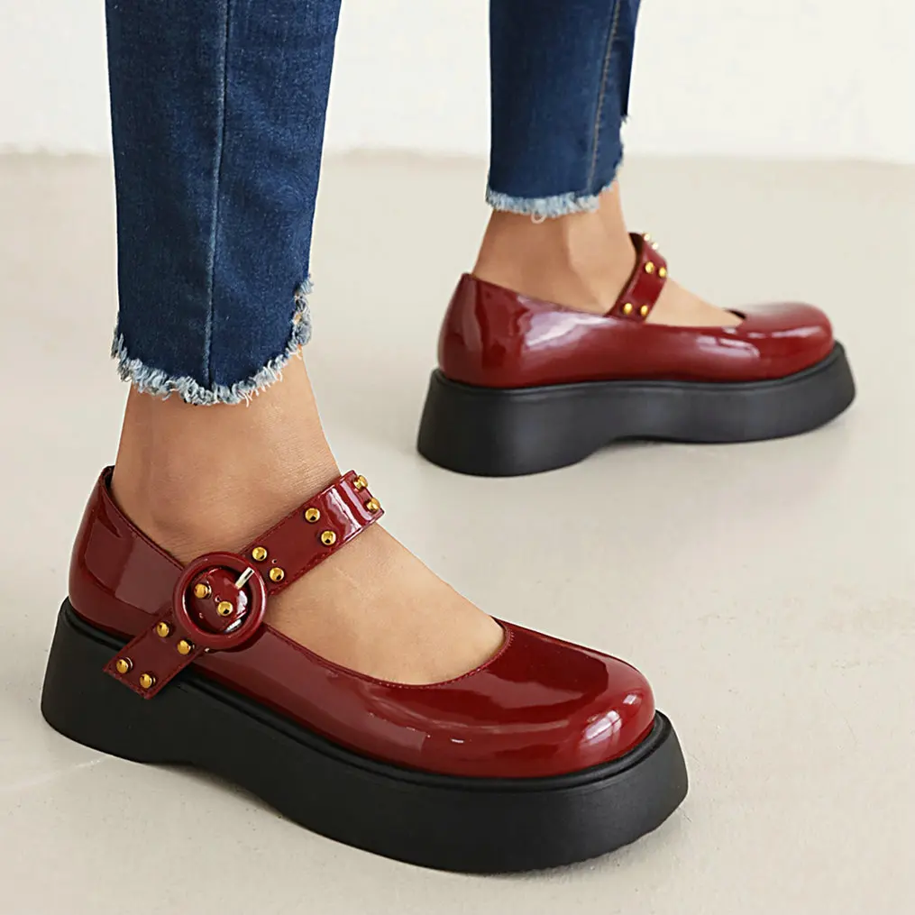 Eokkar 2022 Women Black Shool Uniform Shoes for Girls Patent Leather Mary Janes Wedges Heel Buckle Japanese Shoes Casual Pumps