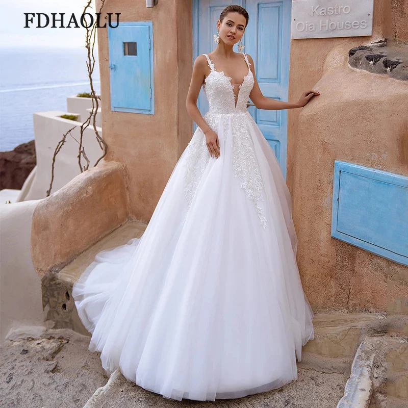 

FDHAOLU FU177 Spaghetti Straps A-Line Wedding Dress 2021 Sexy V-neck Appliques Sweep Train Backless Bridal Gowns