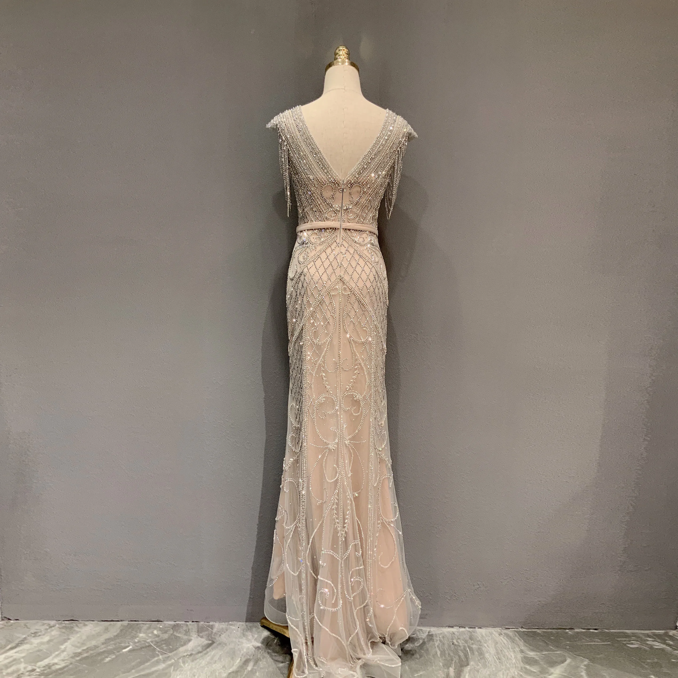 Koop Luxe Champagne V-hals Sexy Avondjurken 2020 Diamant Kralen Mouwloze Mermaid Formele Kleding