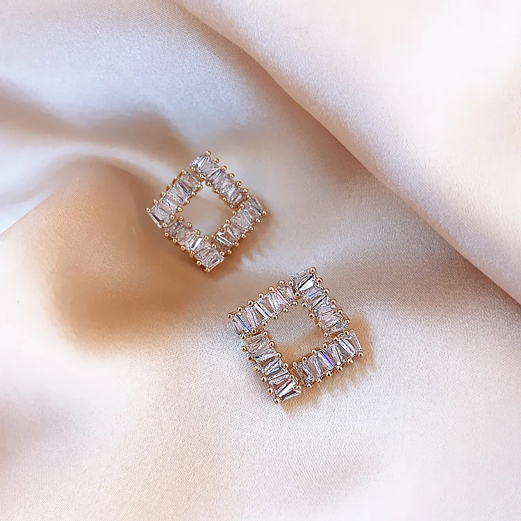 Женские медные инкрустированные серьги из циркона простые маленькие квадратные
