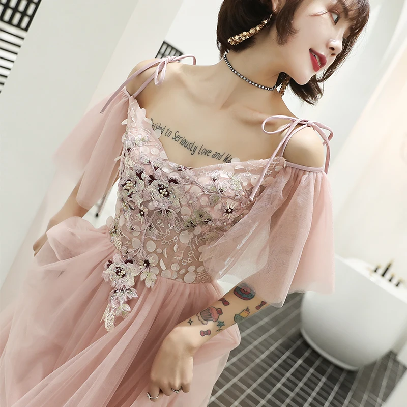 Женское вечернее платье с открытыми плечами длинное фатиновое цветочным