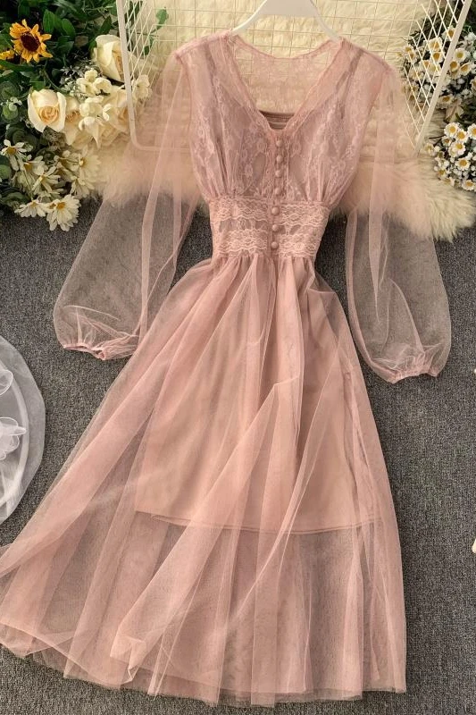 Женское кружевное платье с рукавами фонариками тонкое привлекательное