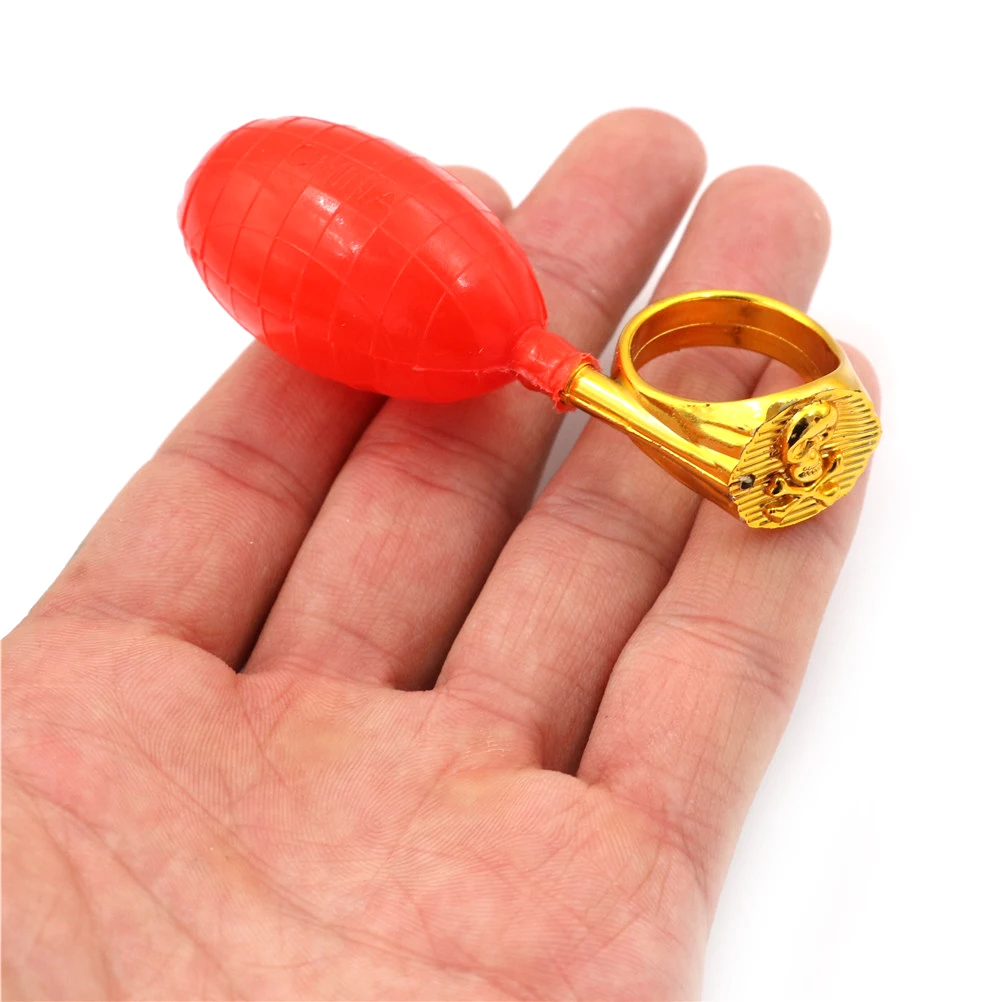 

1Pc New Squirt Ring Water Ring Tricky Toys Spray Water Funny Gags Prank Jokes Toy Fool's Day Party Favor Gift Prank Toy 24x16cm