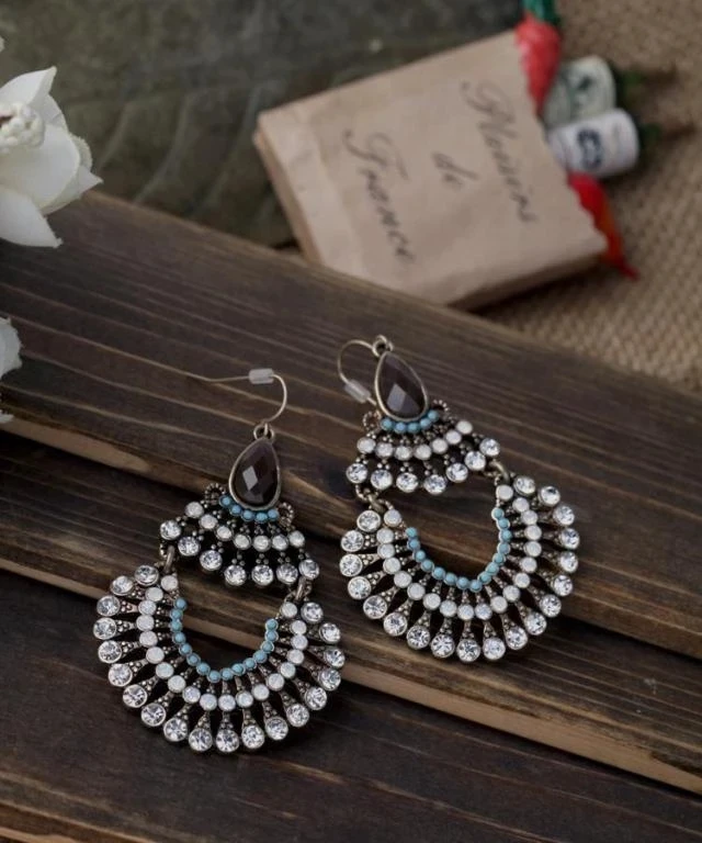 Женские винтажные серьги Gypsy золотистый металл со стразами полимерные с бусинами