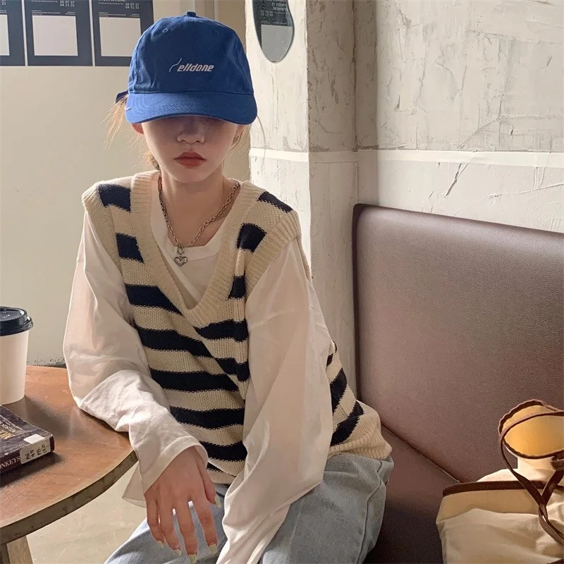 Женский трикотажный жилет в полоску Свободный без рукавов японском стиле