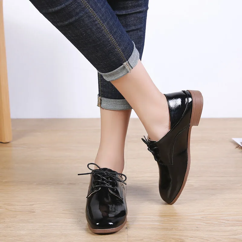 

TIMETANGBritish Style Black Patent Leather Oxford Shoes For Women Spring Small Square Heel Fashion Women Leisure Shoes Low Heel