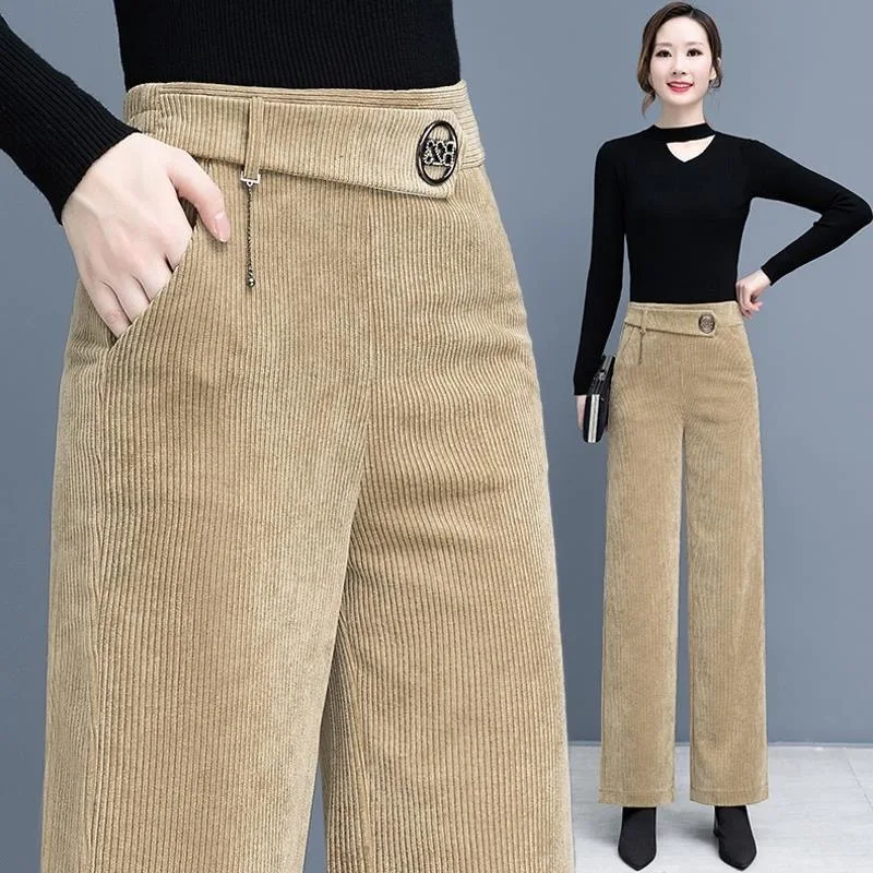 Nuovi pantaloni a gamba larga Capris coreani per le donne pantaloni dritti in velluto a coste oversize 4XL a vita alta pantaloni larghi eleganti Casual novità